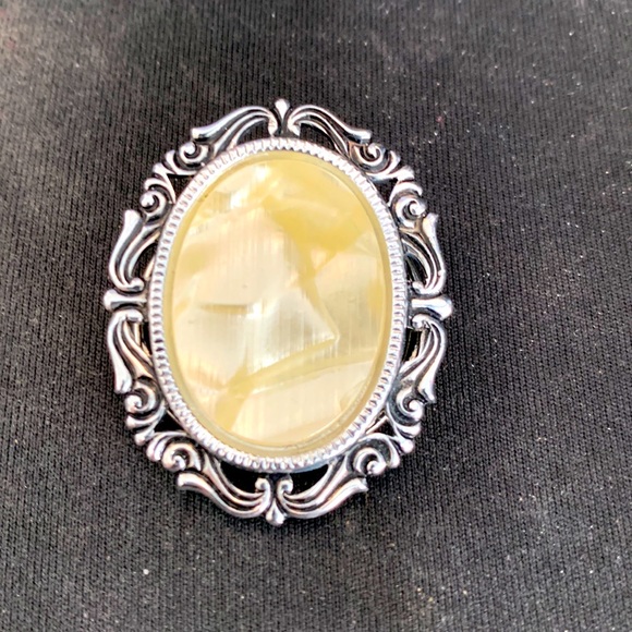 Yellow and Silver Scarf Clip - Picture 1 of 2